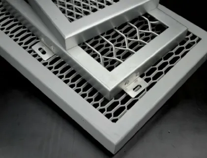 Expanded mesh aluminium panels