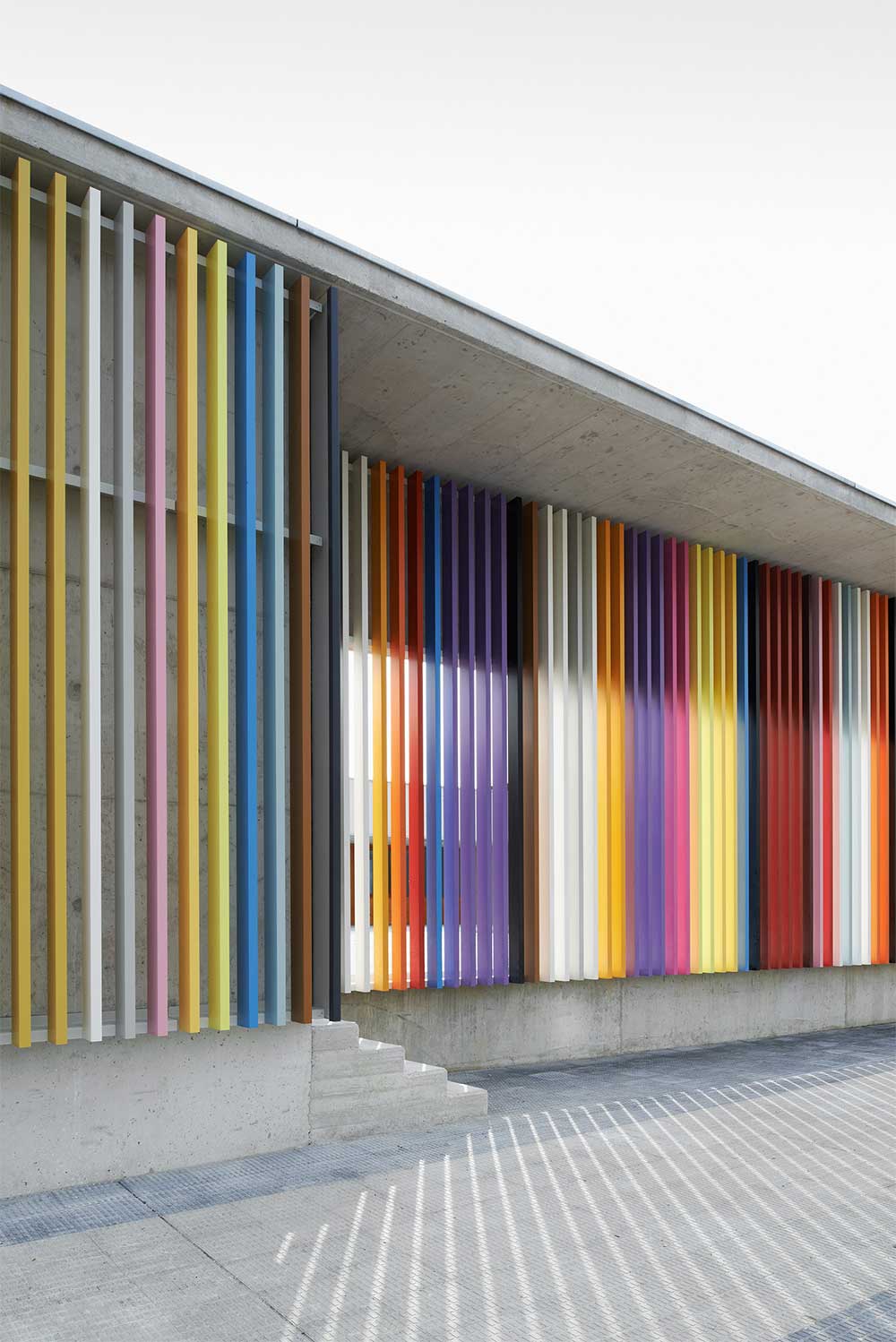 Wood Effect Aluminum Baffle Exterior Wall Cladding & Facade System